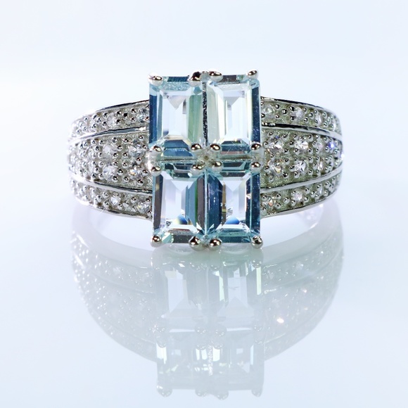 Aquamarine and White Zircon Sterling Silver Ring - Picture 1 of 5